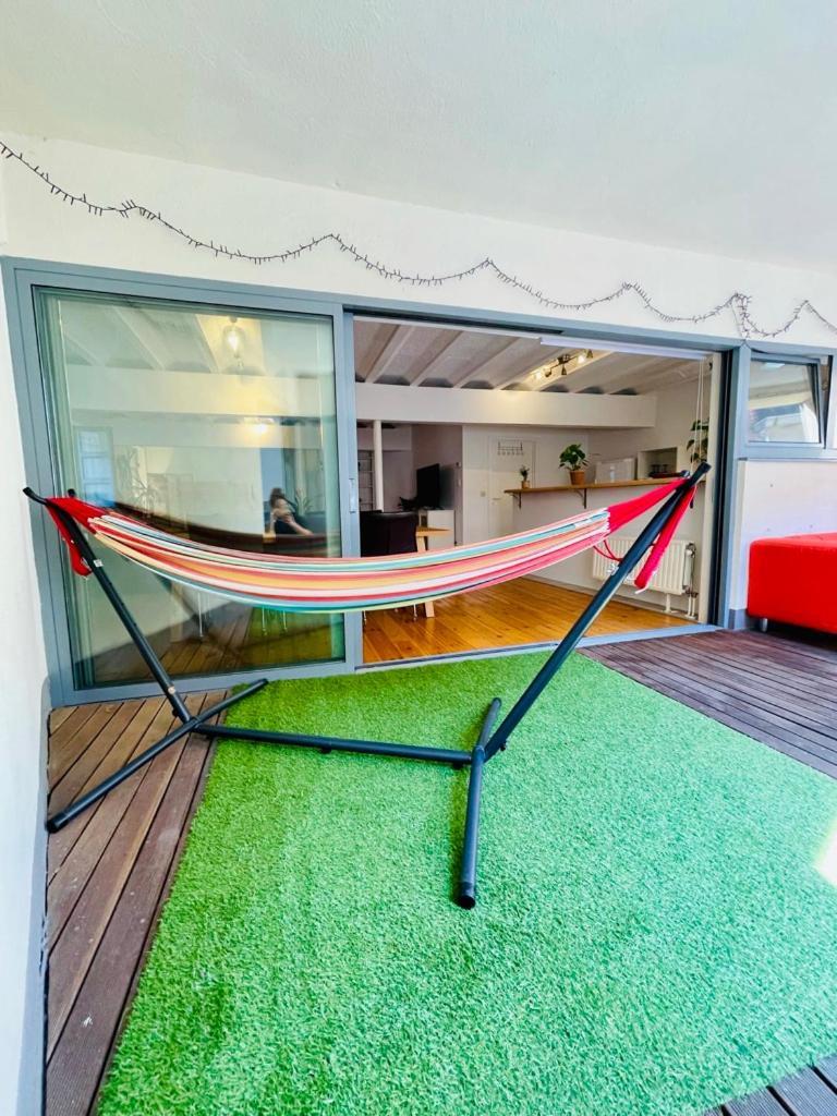 Appartement Down Town Oasis-spacious Loft With Private Parking Brussel