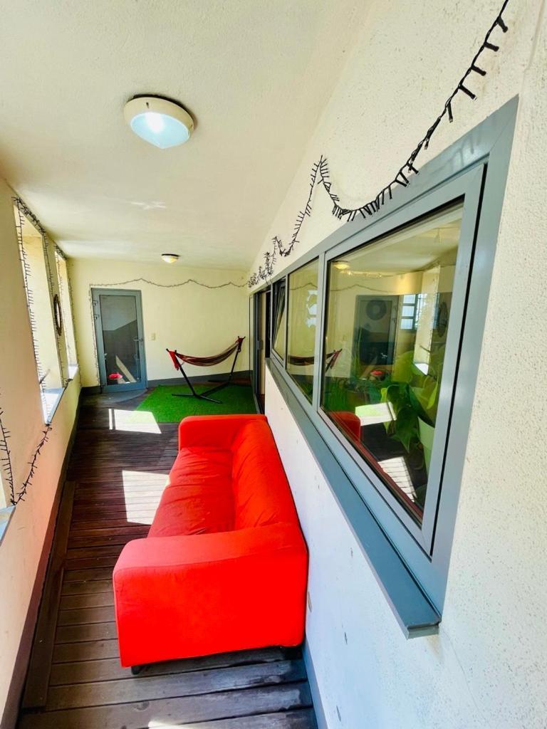 Down Town Oasis-spacious Loft With Private Parking Appartement Brussel